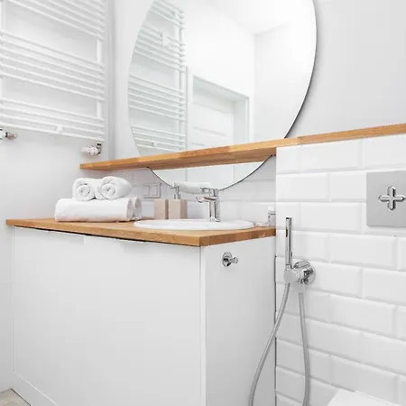 Zoliborz By Renters Daire