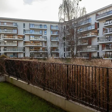 Zoliborz By Renters Lägenhet Warszawa