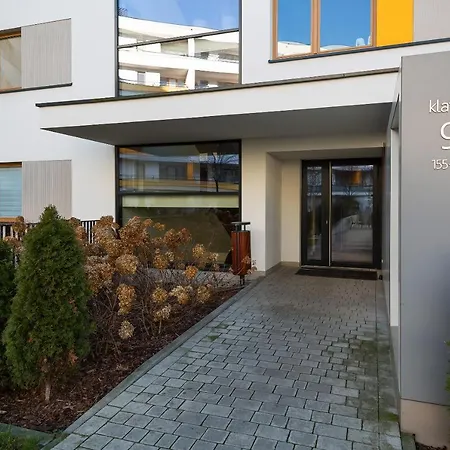Lägenhet Zoliborz By Renters *
